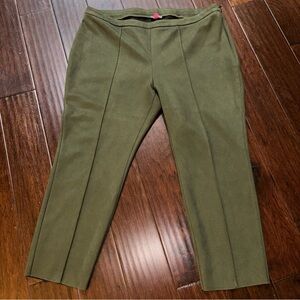 Vince Camuto Women’s Olive Green  Chinos size 2X
